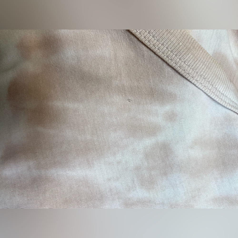 Universal Thread Womens T-Shirt Size XL Smokey Taupe Tie Dye Short Sleeve. - Picture 4 of 7